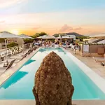 Hotel The Sky - Adults Only