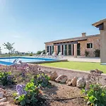 Finca Ca\'n Fures