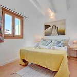 Alvaro Oliver House