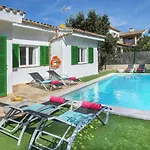 Villa Peyro by Villa Plus