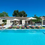 Villa Oms By Villa Plus