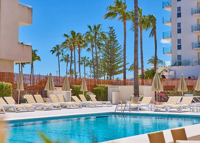 Universal Hotel Bikini