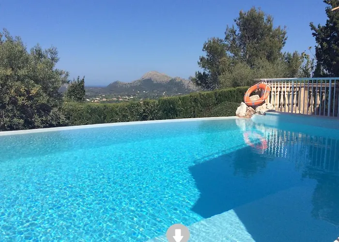 Villa Orlando- Spectacular Villa Stunning Views.
