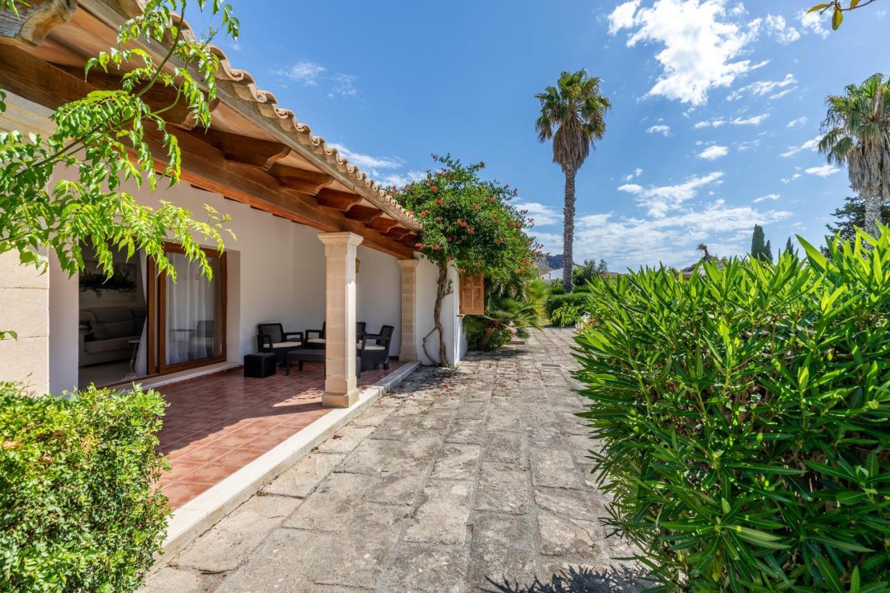 Vora Villa *