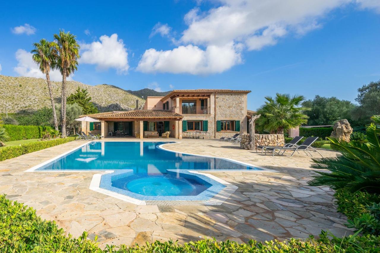 Les Oliveres Antonia By Sunvillas Mallorca Villa *