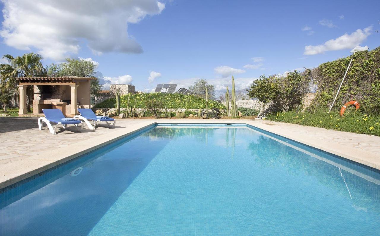 Holiday home Servera