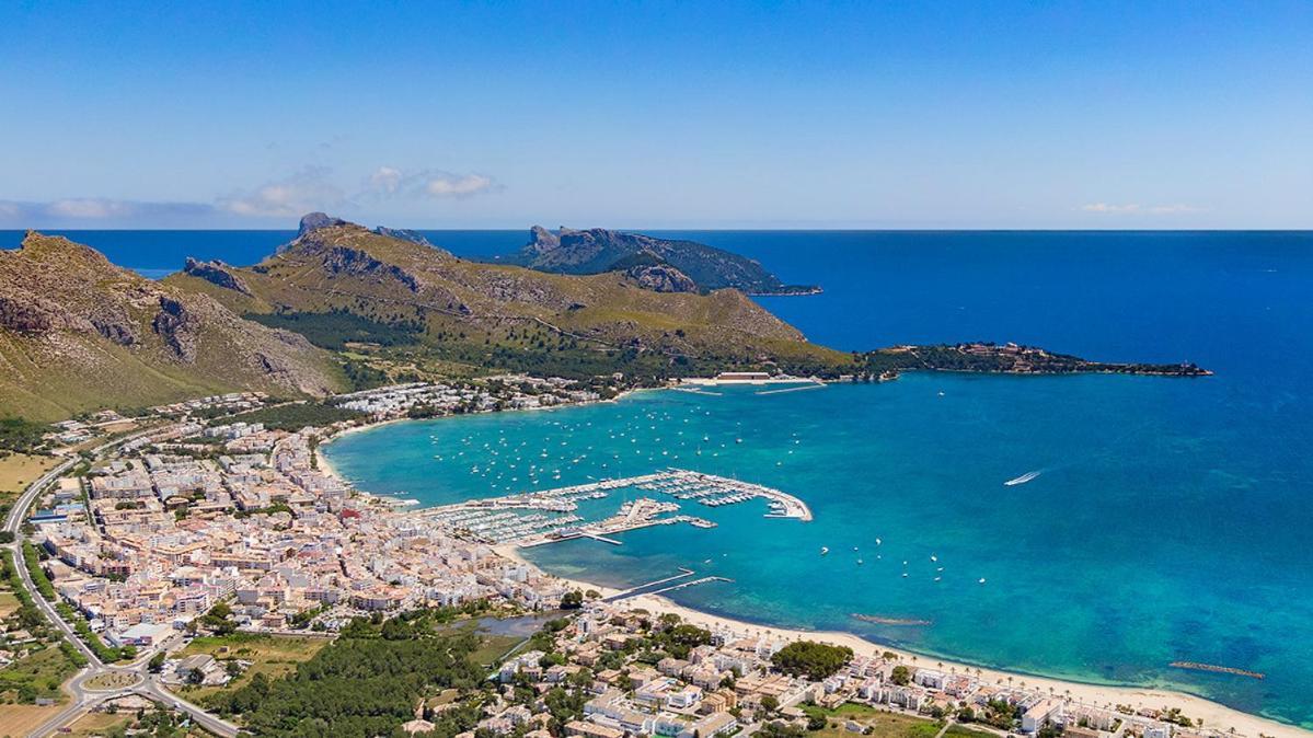 Playa Llenaire Villa