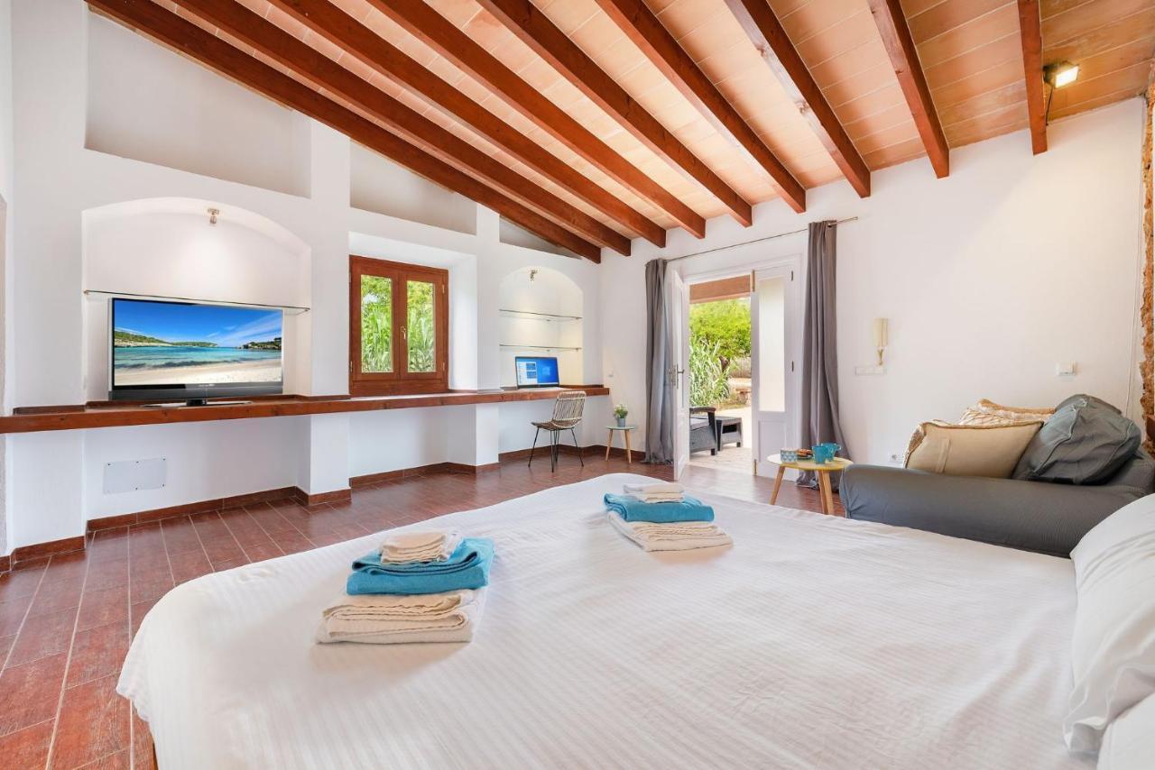 Mar - With Spectacular Pool Area & Bar *