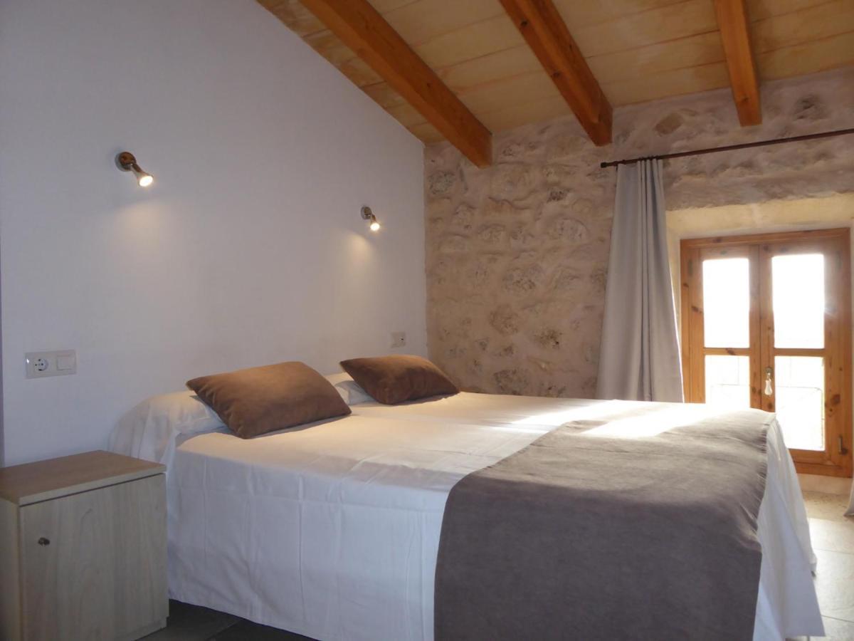 Es Pla De Llodra Farm stay
