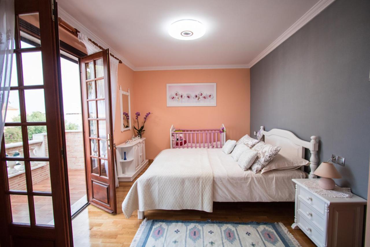 Villa Bonita Casa En Porto Colom Con Piscina, Ac, Wifi Y Netflix *