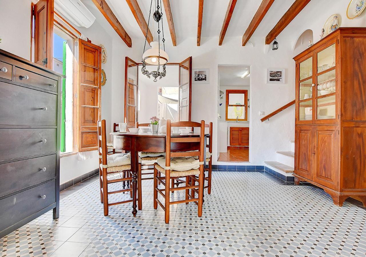 Alvaro Oliver House Porto Cristo