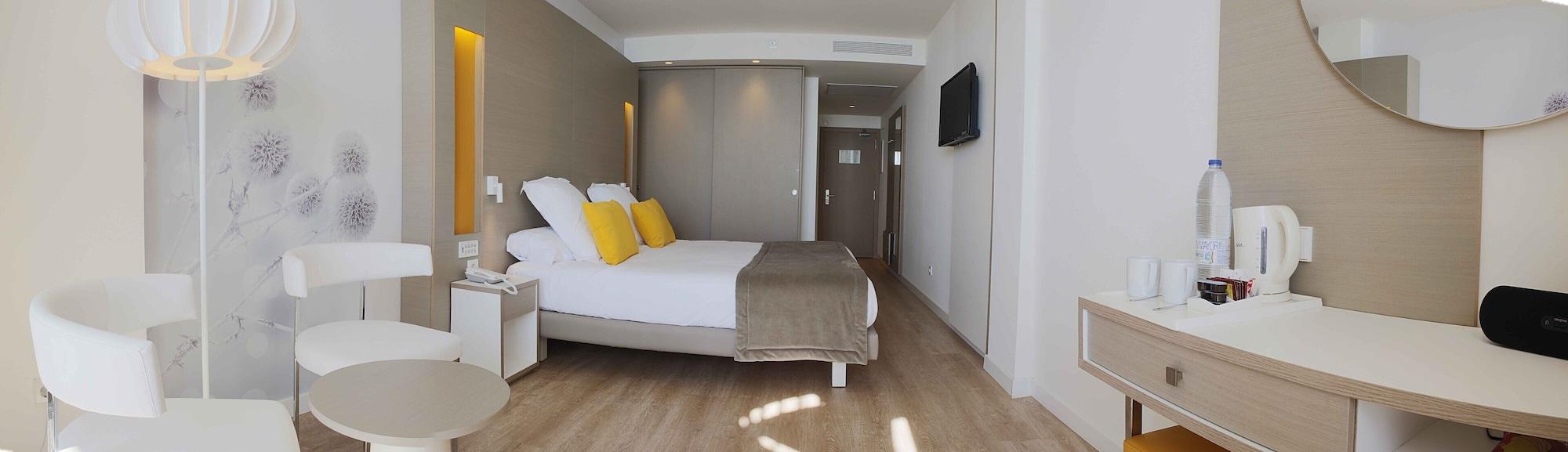 Hotel Protur Playa Cala Millor 4*