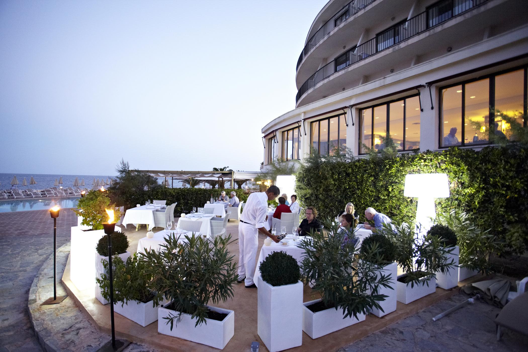 Grupotel Aguait & - Adults Only