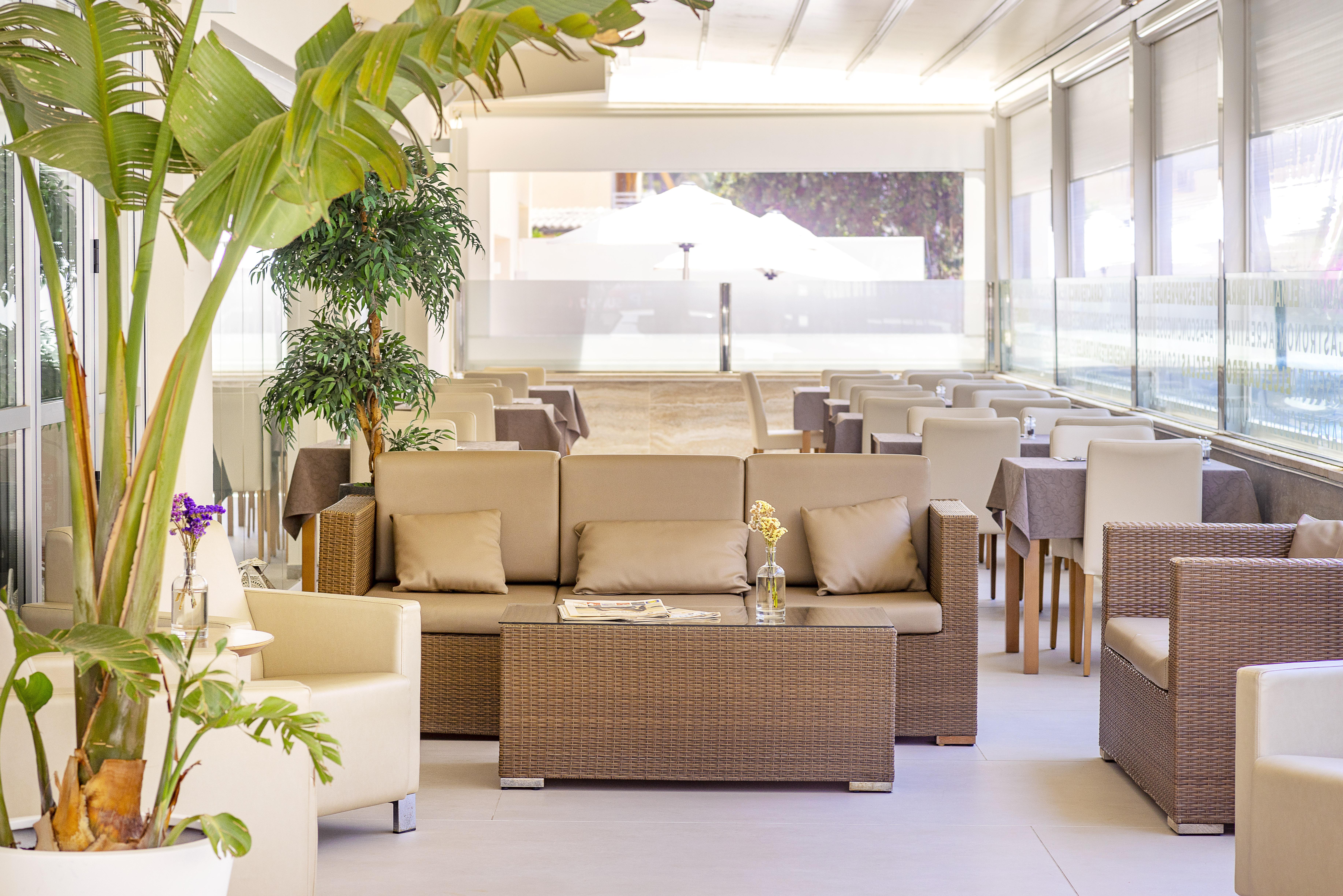 Hotel The Sky - Adults Only 4*