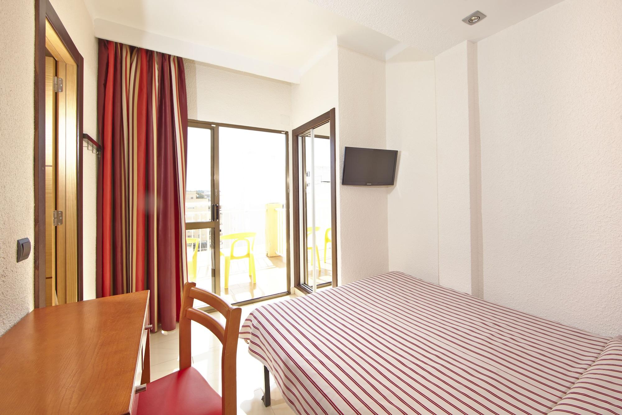 Mll Caribbean Bay Hotel