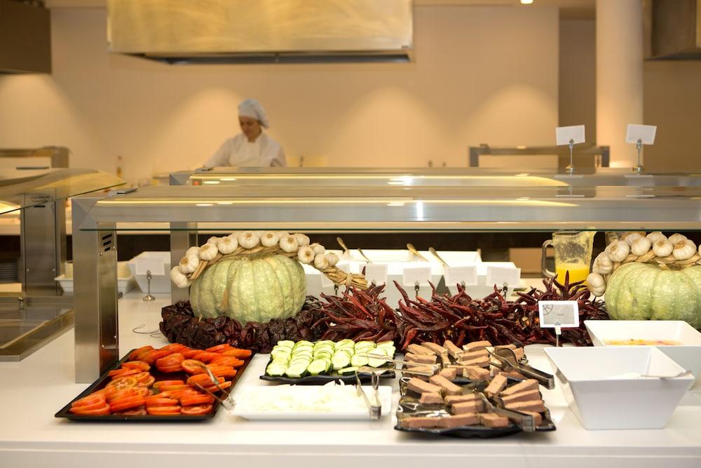 Luxor Hotel 4*