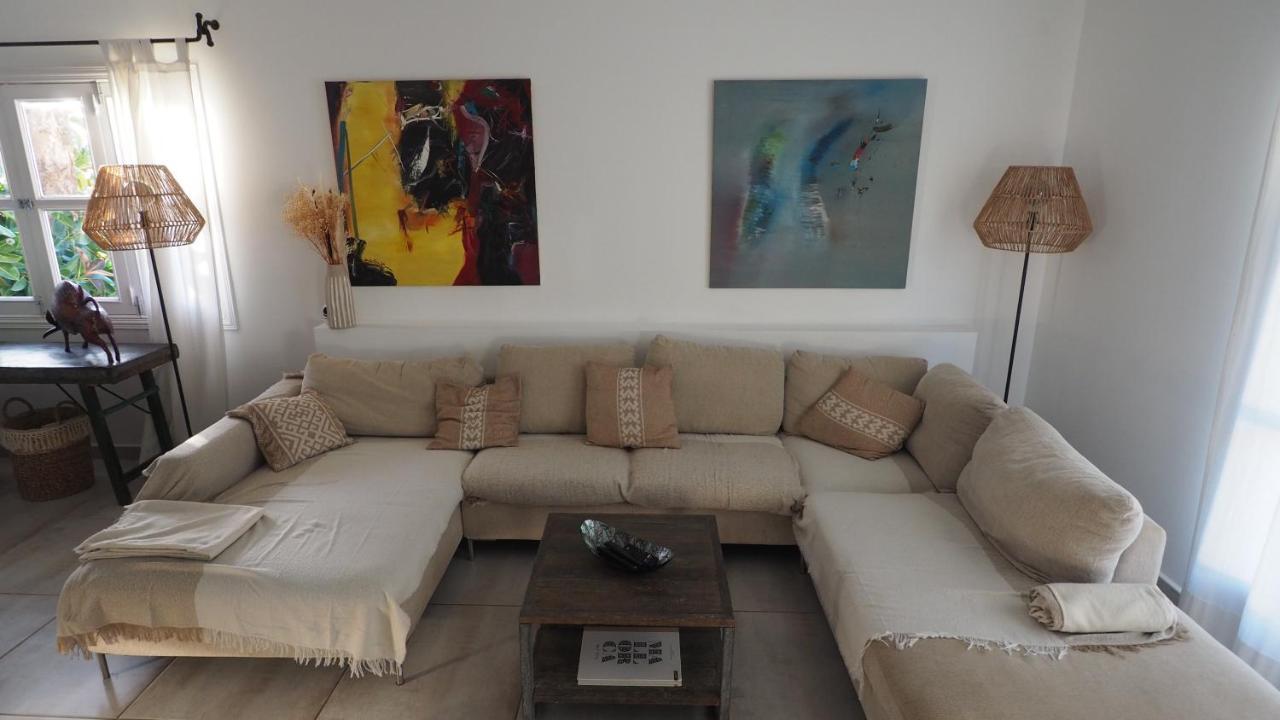 - Romantische Mit Pool Villa