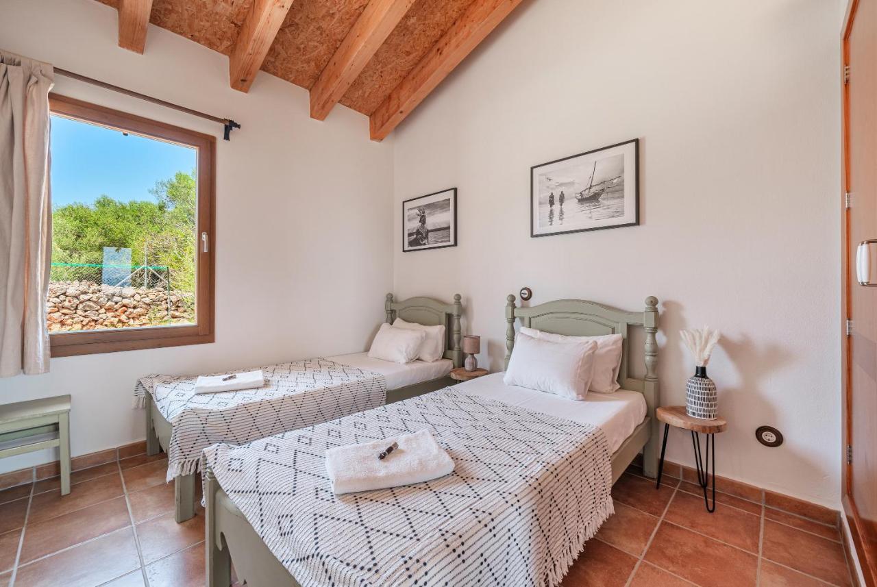 Punyetes Villa Santa Margalida