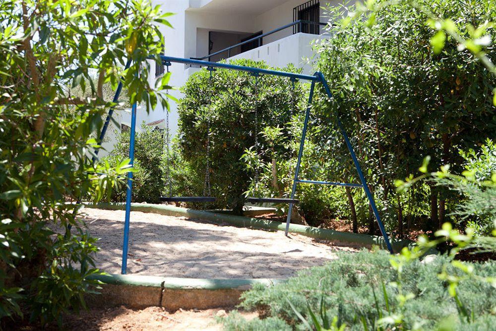 Niu D'aus Apartahotel