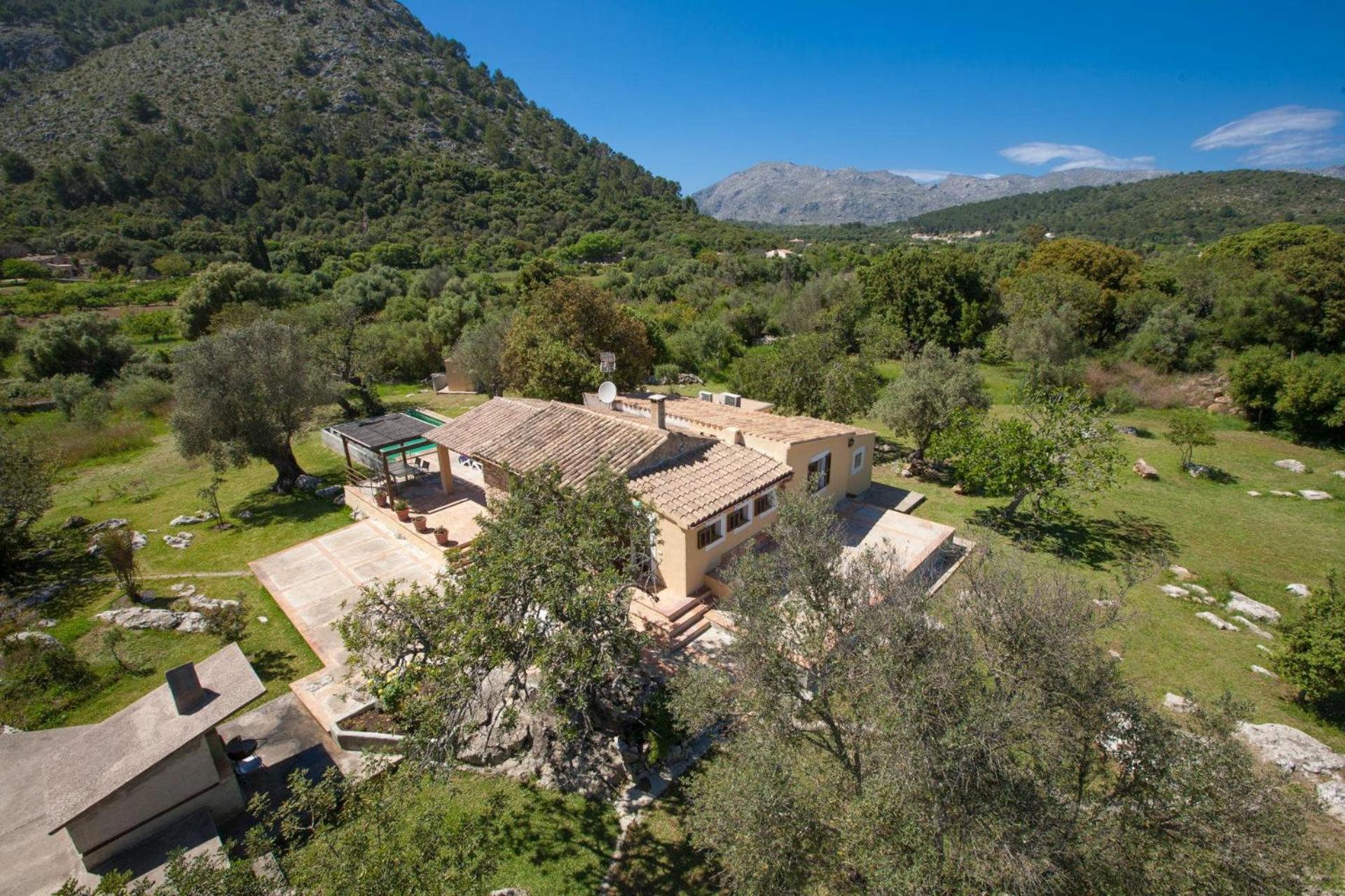 Villa Busqueroles Petit By Vintage Travel