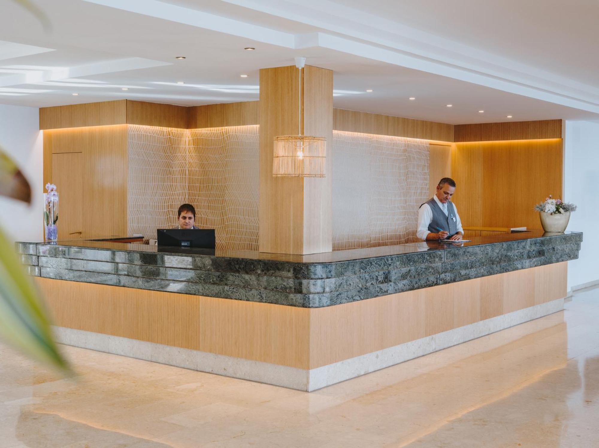 Hotel Grupotel Aguait & - Adults Only