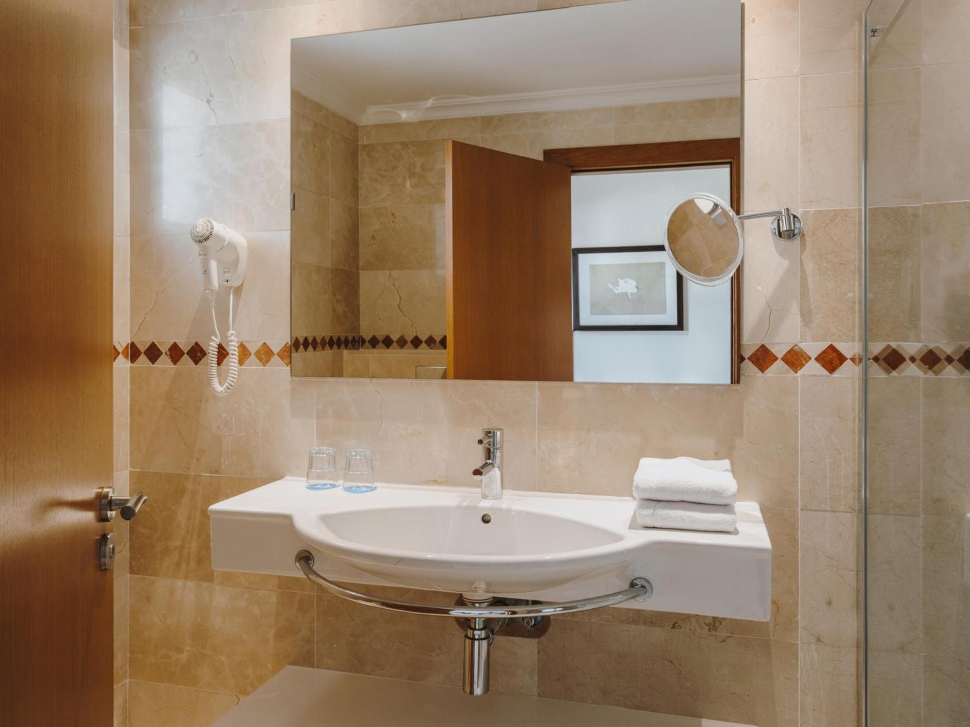 Hotel Grupotel Aguait & - Adults Only 4*