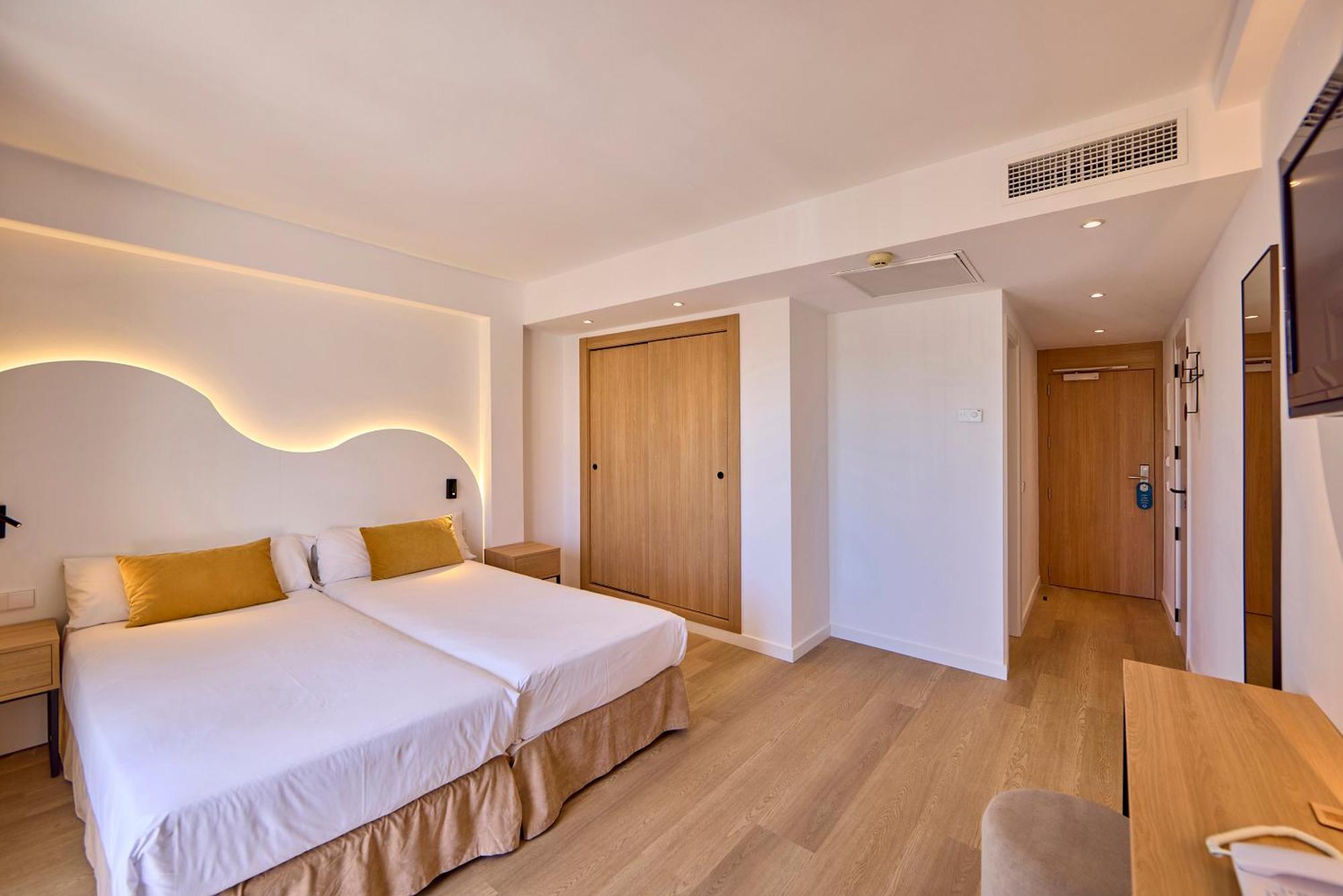 Hotel Universal Bikini Cala Millor (Mallorca)