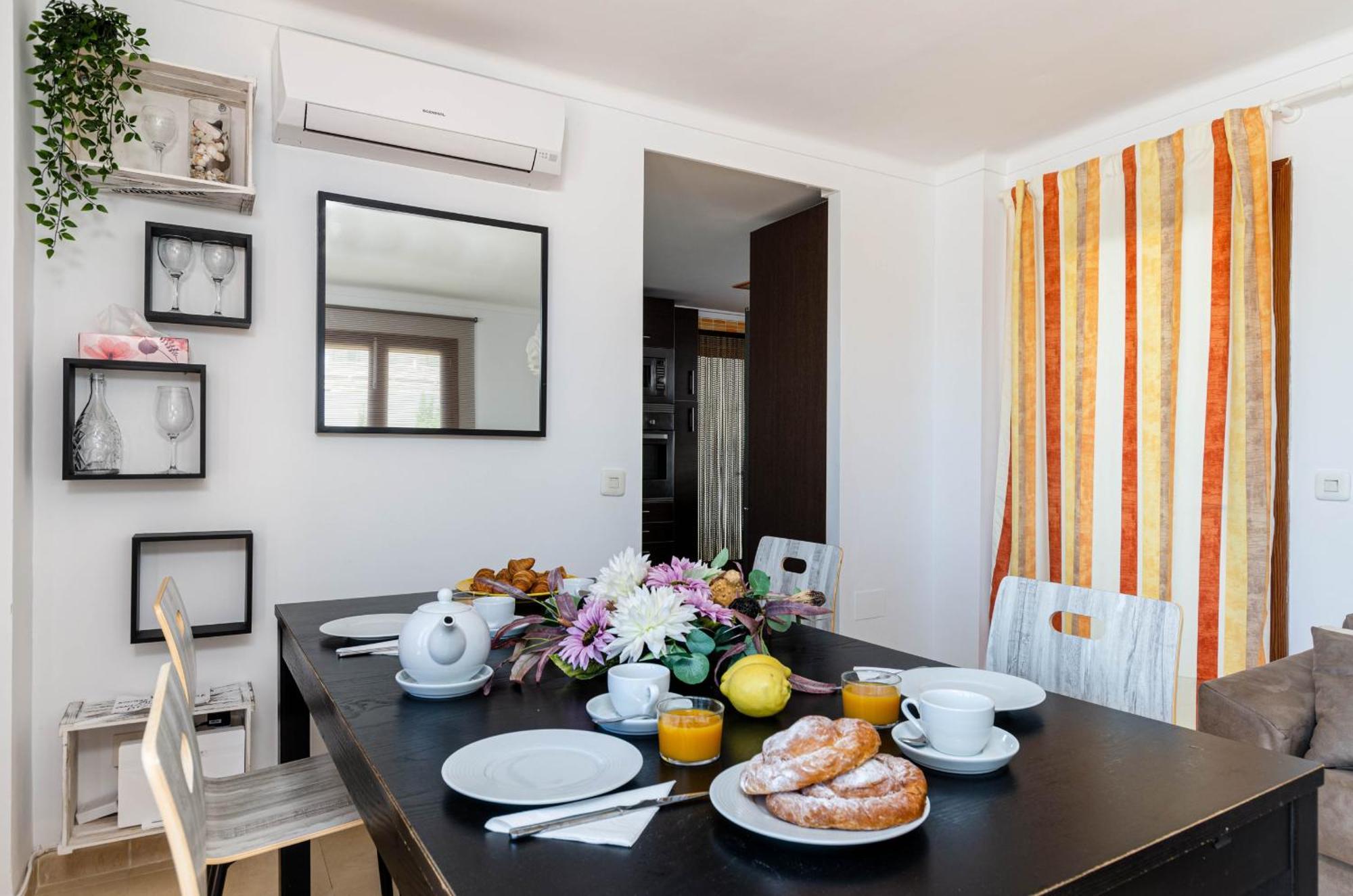 Yourhouse Reganyol