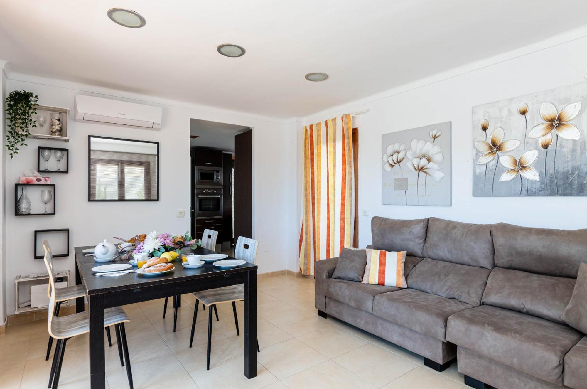 Yourhouse Reganyol