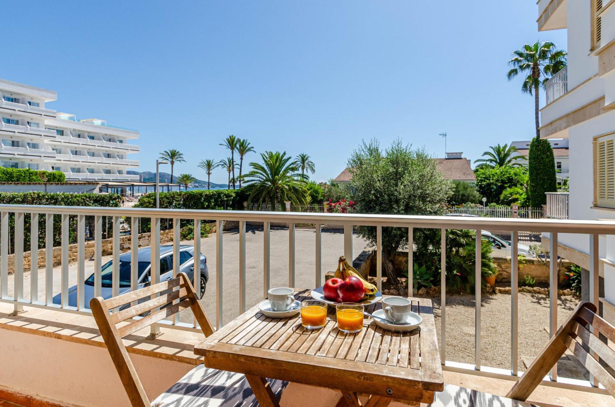 Yourhouse Reganyol Apartamento *
