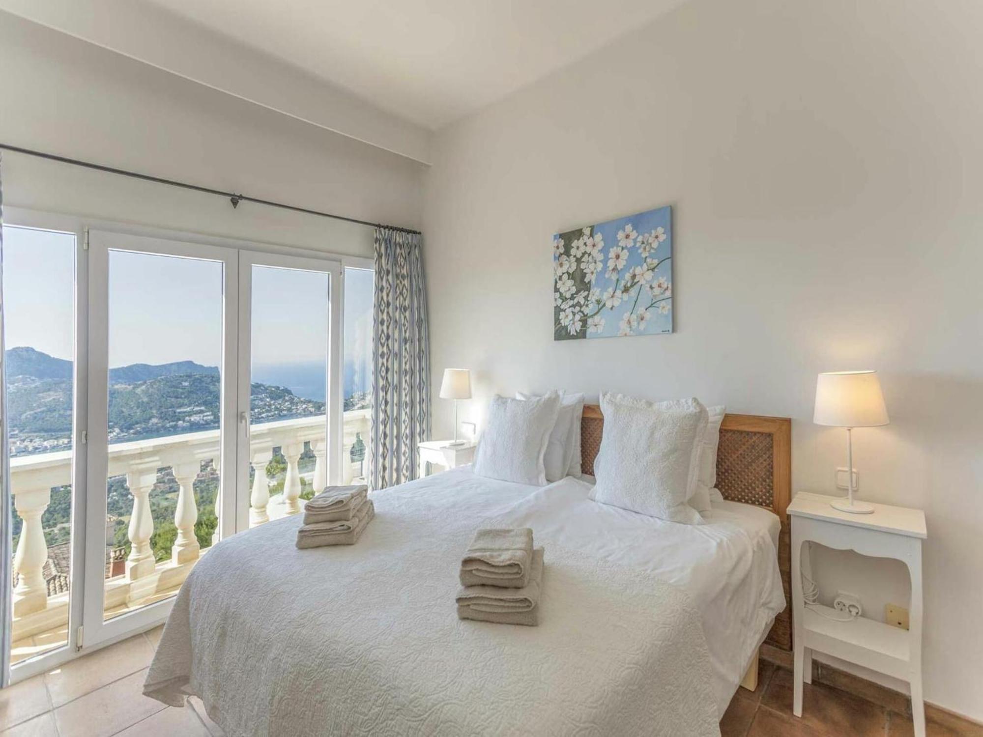 Lavish With Saltwater Pool Villa *