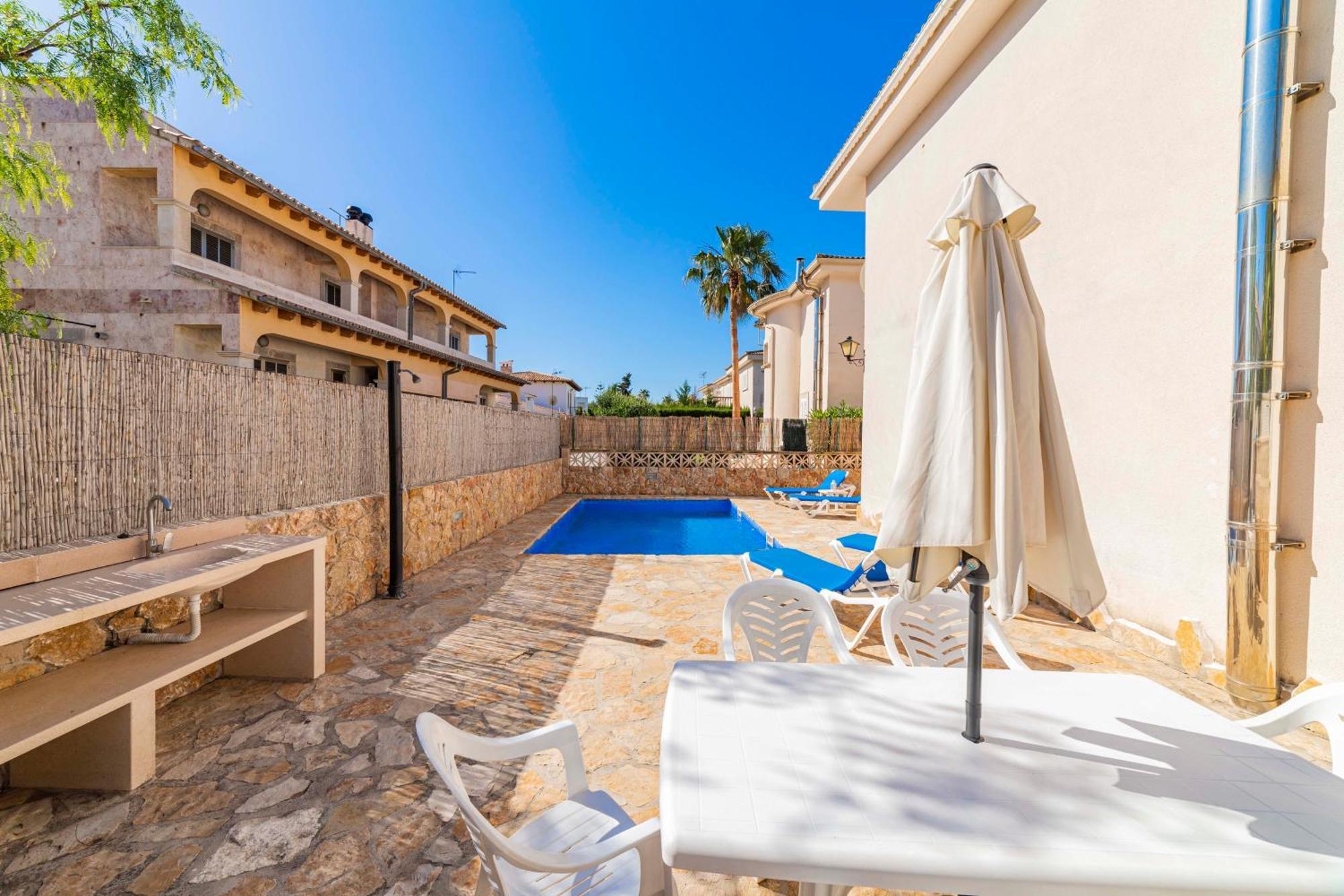 New Benestar, Pool And Platja De Muro