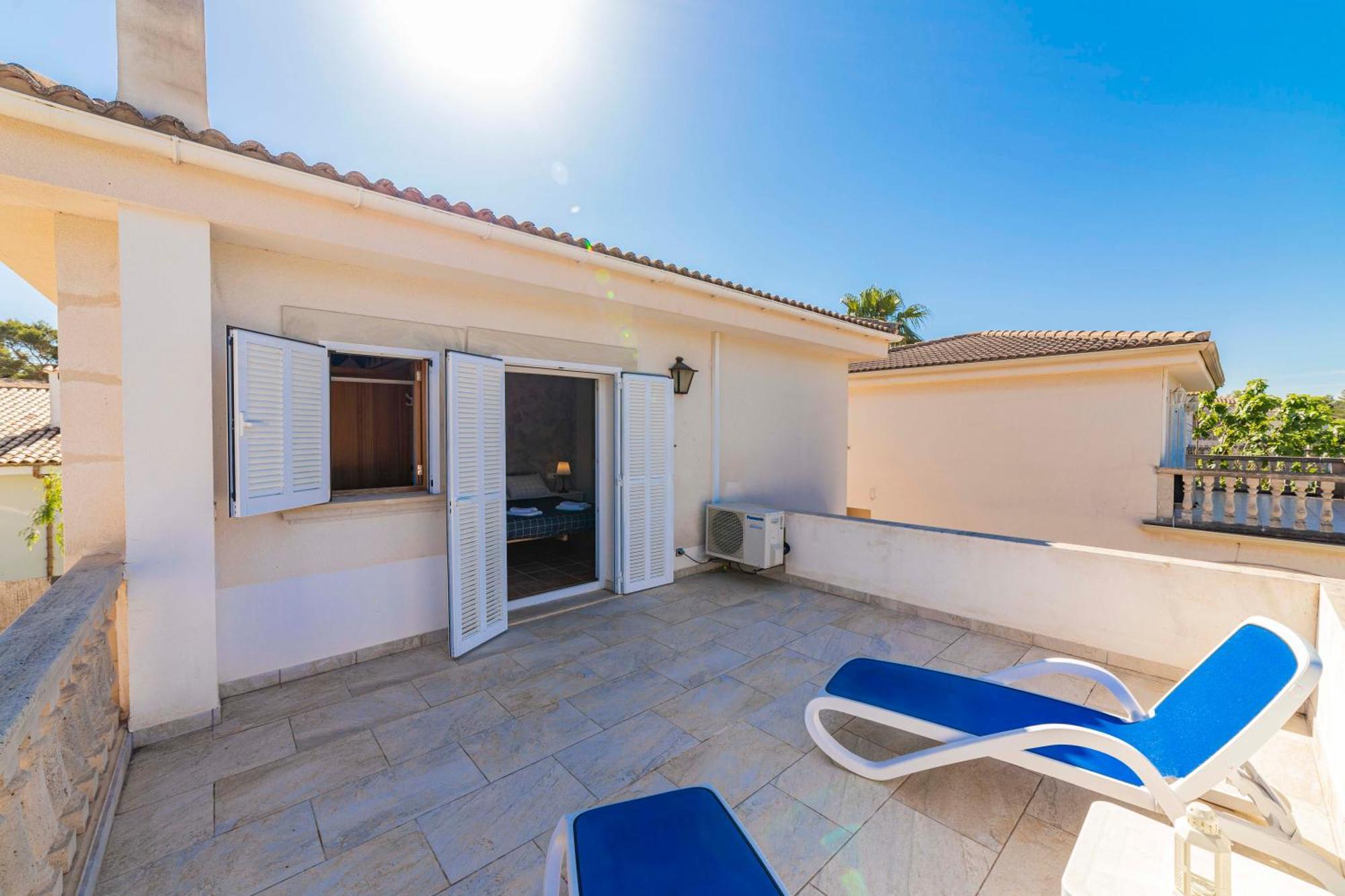 New Benestar, Pool And Platja De