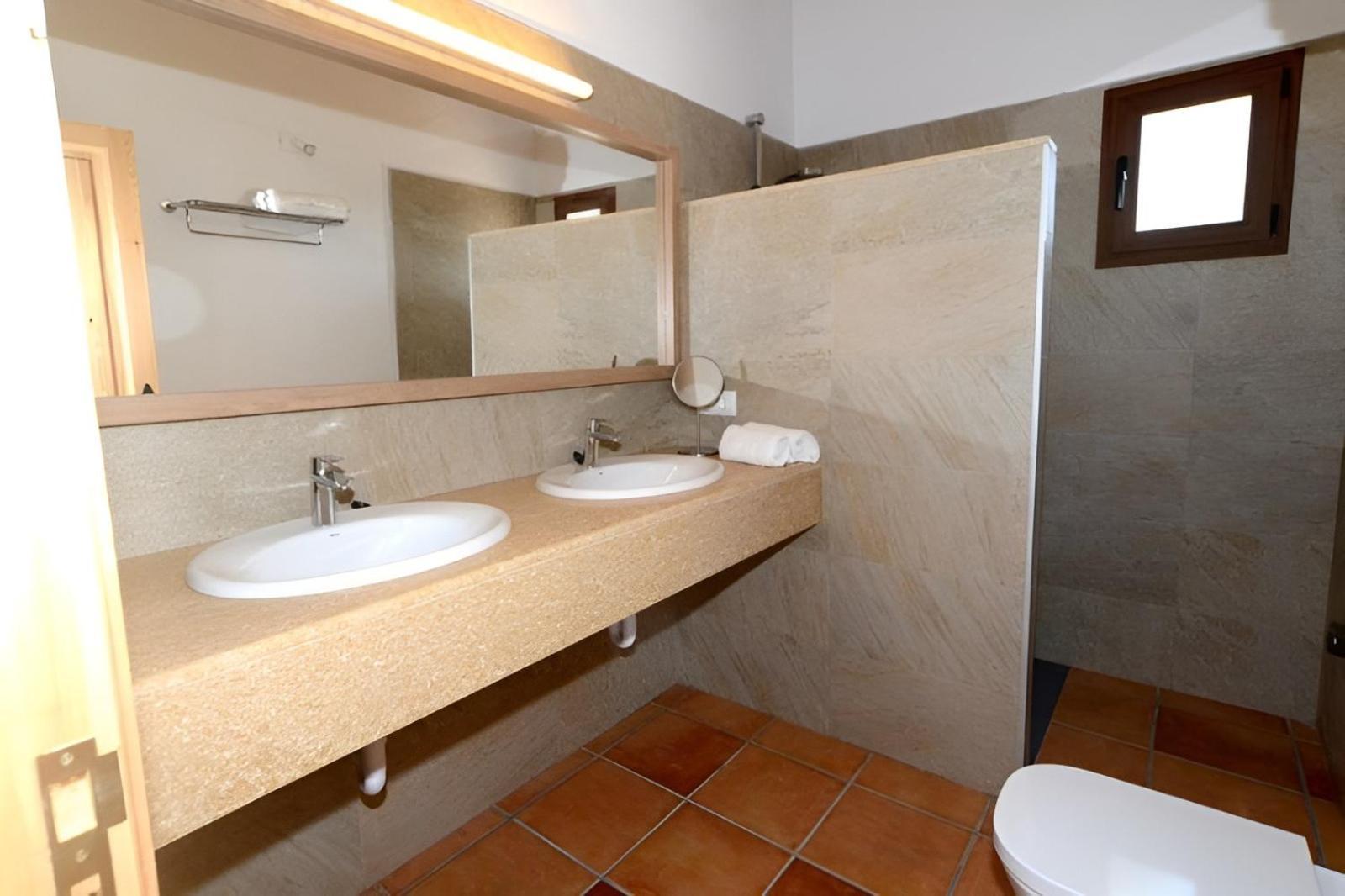 Yourhouse Porreti La Figuera *
