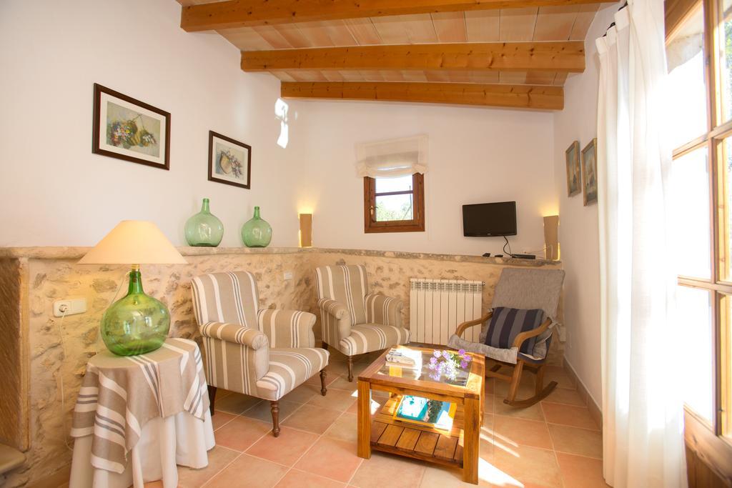 Es Pla De Llodra Farm stay Manacor (Mallorca)