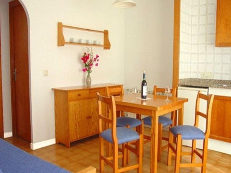 Holiday Park Apartments *