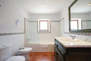Cami De Can Lloberines Holiday House Hotel