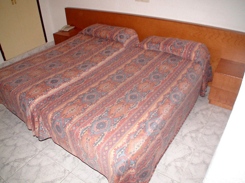 Hotel Mll Caribbean Bay El Arenal (Mallorca)
