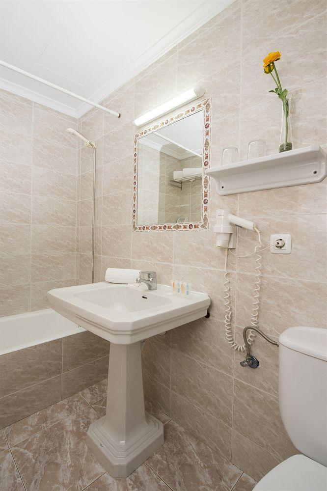 Venecia Paguera Hotel 3*