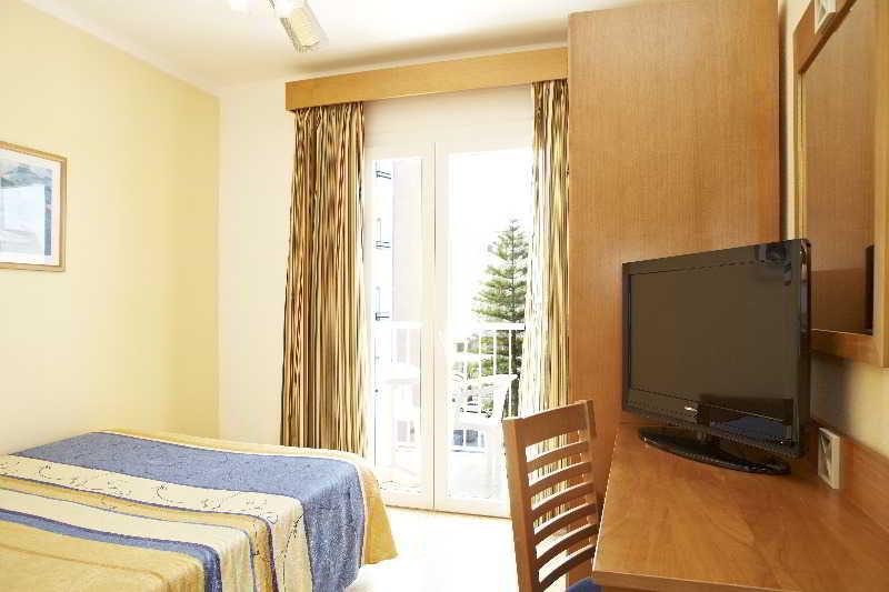 Hotel Universal Bikini 3*