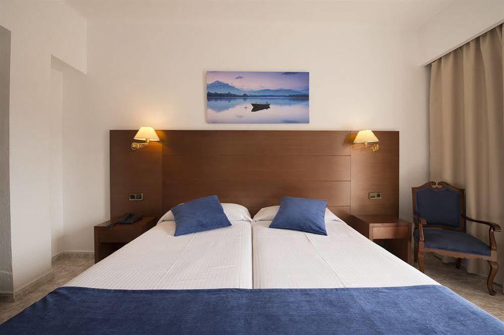 Venecia Paguera Hotel 3*