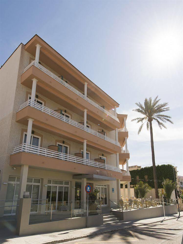 Venecia Paguera Hotel