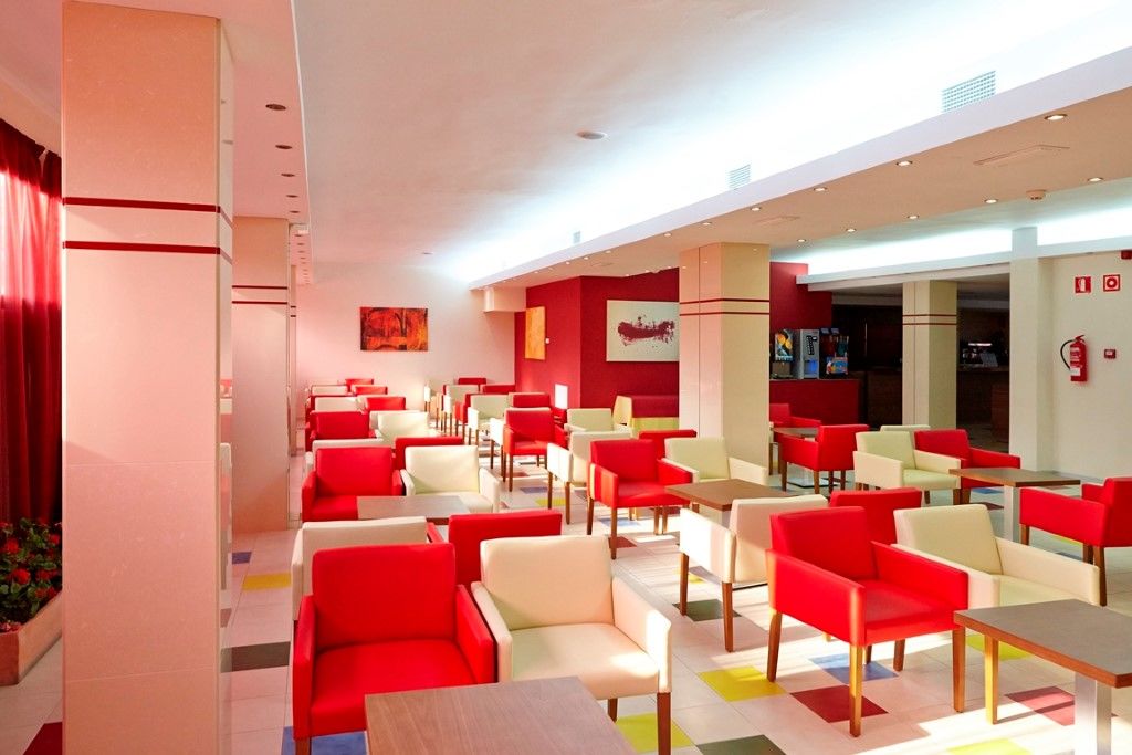 Mll Caribbean Bay Hotel