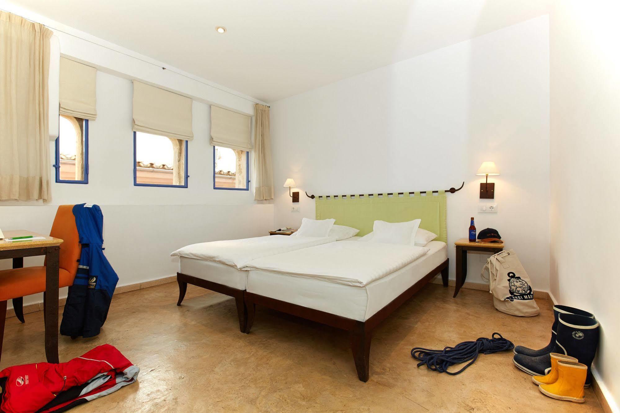Hotel Palau Sa Font 4*