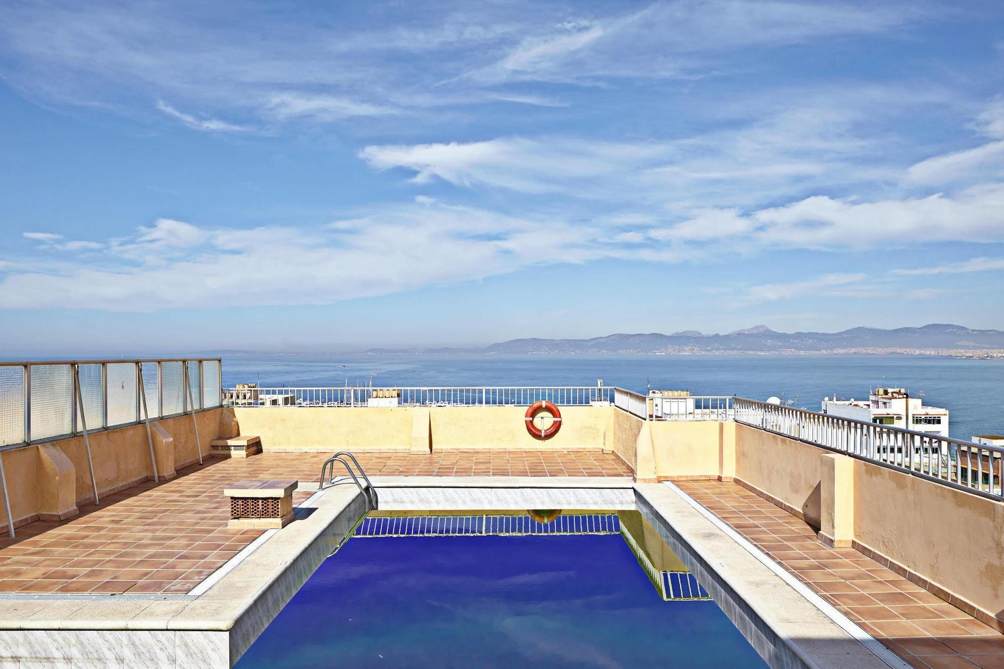 Mll Caribbean Bay Hotel