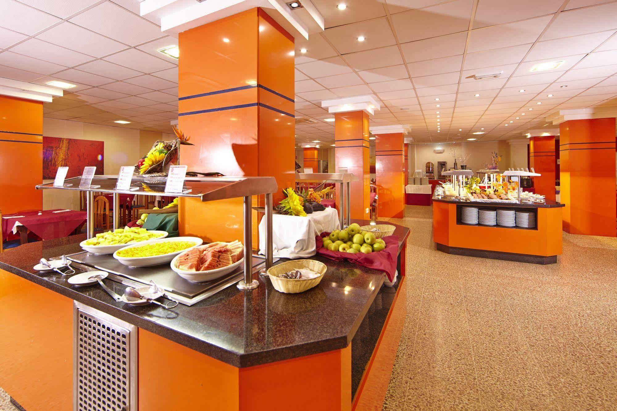 Mll Caribbean Bay Hotel 3*