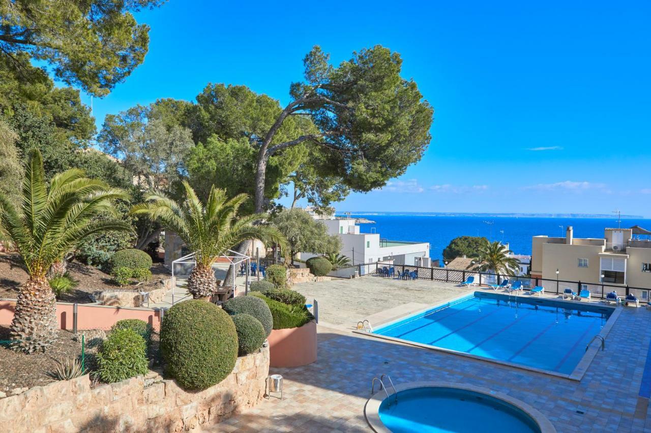 Mll Blue Bay Hotel 3*