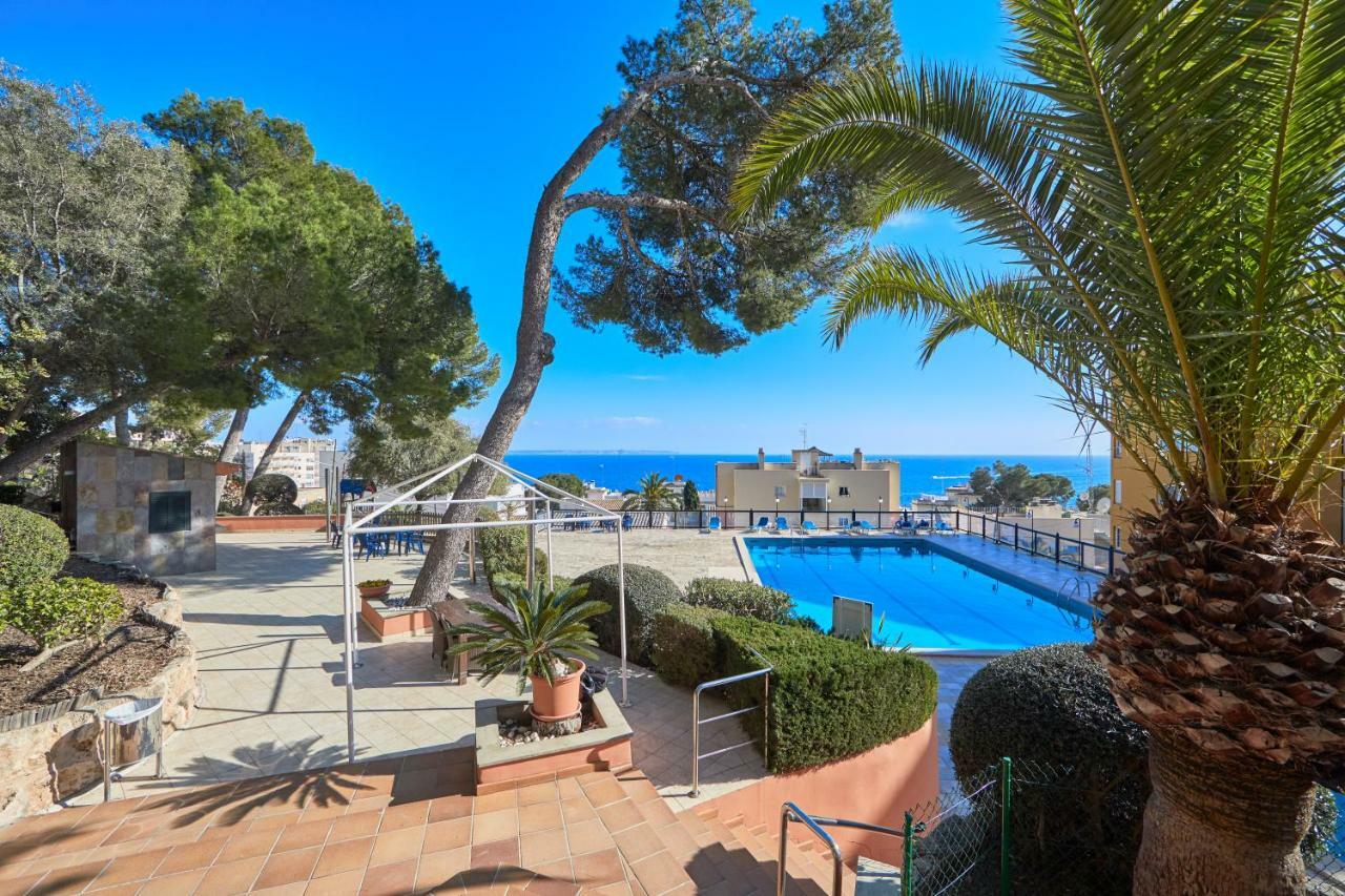 Mll Blue Bay Hotel 3*