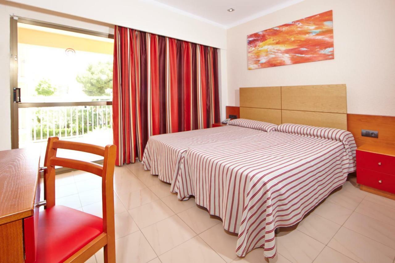 Mll Caribbean Bay Hotel