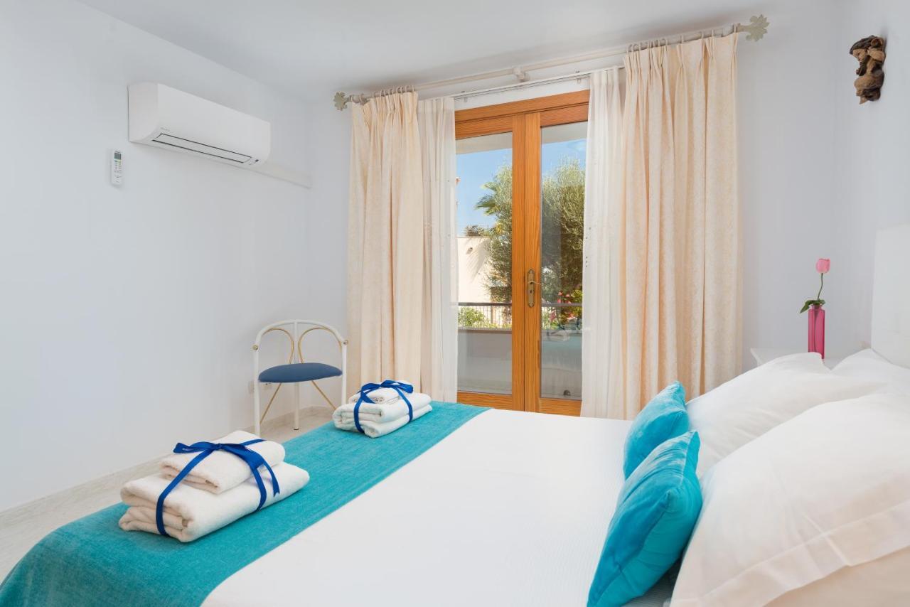 Villa De Lujo Garri-do En Mallorca Portocolom (Mallorca)